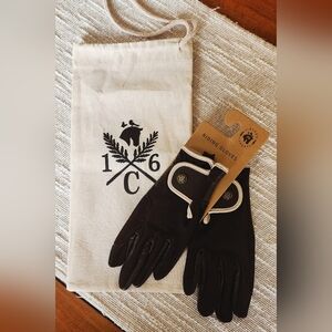 Sixteen Cyprus Equestrian Riding Show Gloves